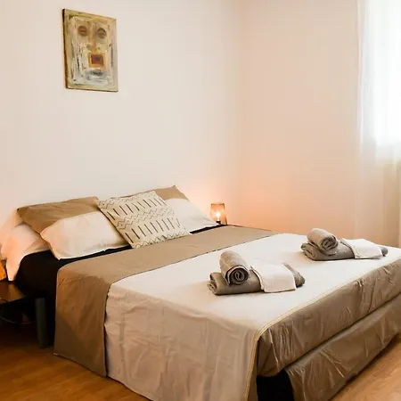 Le Mont Canigou ~ Balcon ~ Parking ~ Climatisation * Perpignan